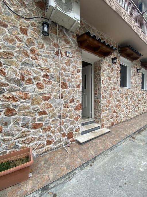 アカルナイStone House 48 Mアパートメント エクステリア 写真